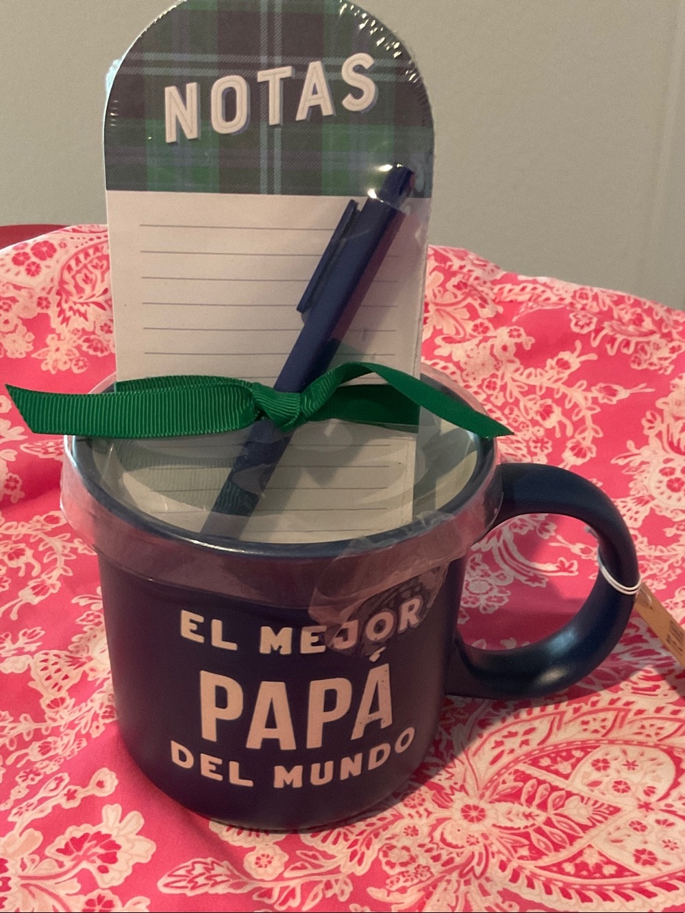 “El Mejor Papá del Mundo” Navy Gift Mug Set with Notepad & Pen